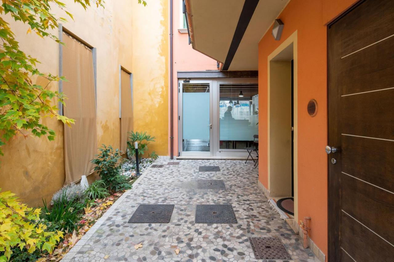 Venezia-Suite HemingwayA Pochi Passi Outlet Noventa di Piave Εξωτερικό φωτογραφία