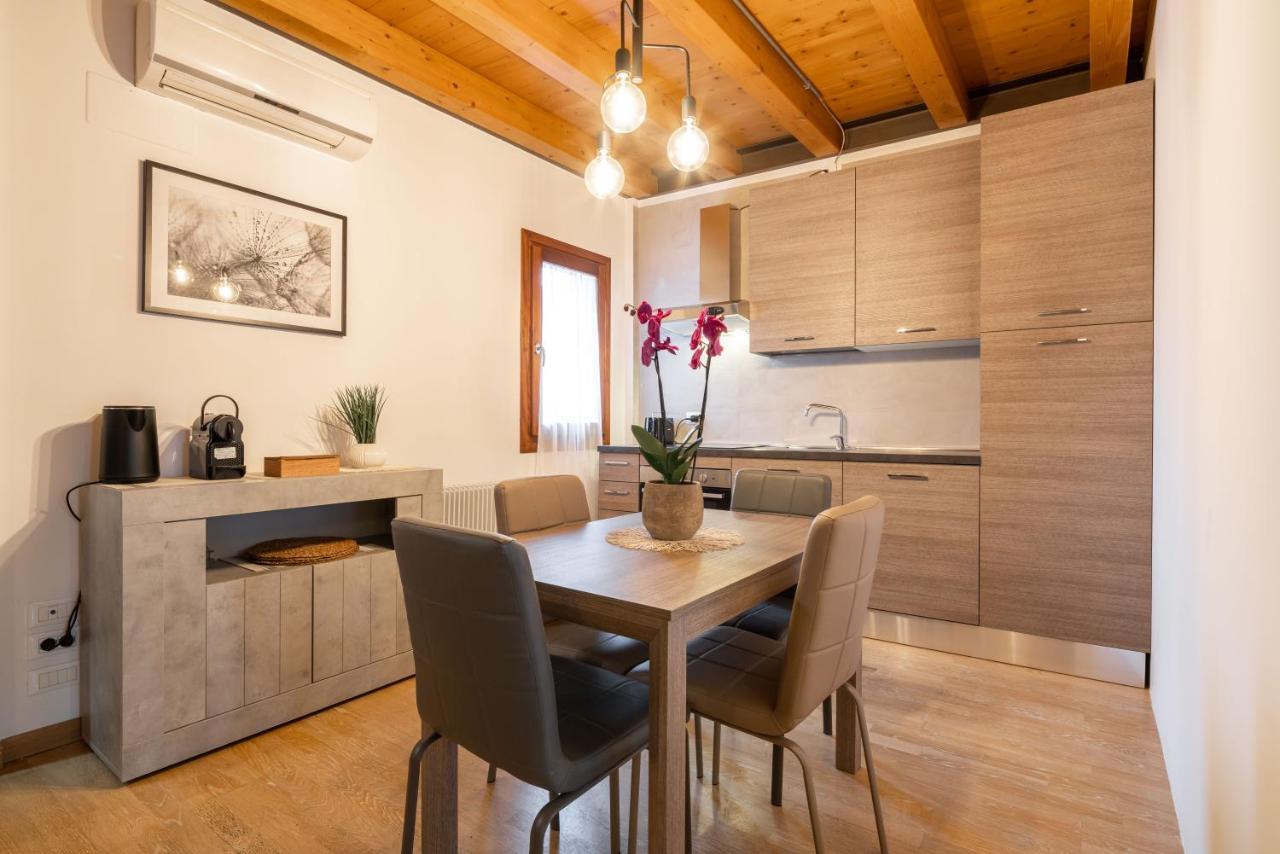 Venezia-Suite HemingwayA Pochi Passi Outlet Noventa di Piave Εξωτερικό φωτογραφία